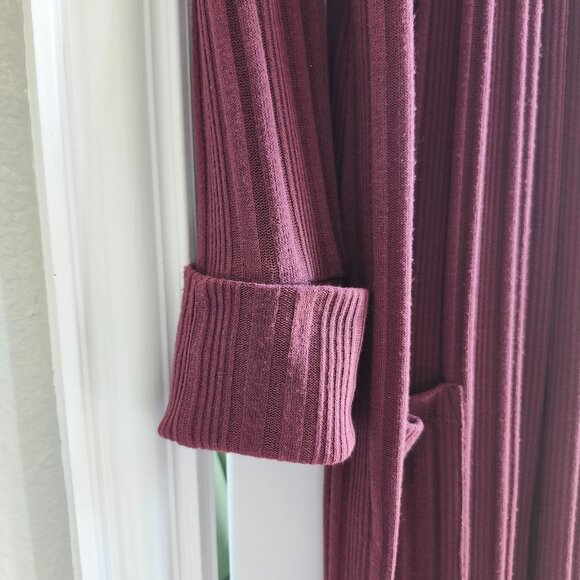 PEYTON JENSEN Women's Size Large, Maroon- Colored Cardigan - Picture 4 of 7